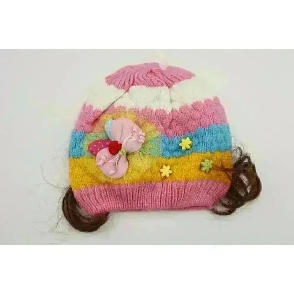 HAND knitted girl hat with knitted applique with beads for 3-6 year old. NEW.